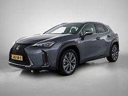 Grijs metallic Gebruikt 2024 Lexus UX 300e Sport Line SUV | € 44.450