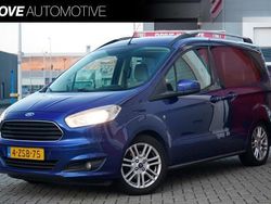 Blauw Gebruikt 2015 Ford Tourneo Courier Titanium MPV | € 7.950 (Eerlijke prijs)