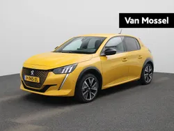 Geel Gebruikt 2021 Peugeot e-208 GT Hatchback | € 16.400 (Eerlijke prijs)