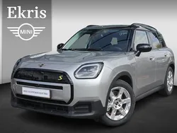 Zilver, metallic lak Gebruikt 2025 Mini Countryman Classic SUV | € 63.757