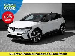 Licht wit met zwart dak metallic Gebruikt 2023 Renault Megane E-Tech Techno Hatchback | € 23.900 (Goede deal)