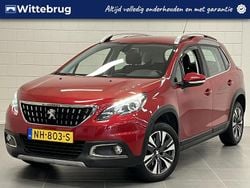 Rood (parellak) Gebruikt 2017 Peugeot 2008 Allure SUV | € 10.925 (Eerlijke prijs)