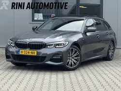 Grijs Gebruikt 2020 BMW 320 Executive Stationwagen | € 30.950 (Iets duurder)