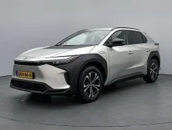 Zilver metallic Gebruikt 2024 Toyota bZ4X SUV | € 42.445 (Eerlijke prijs)