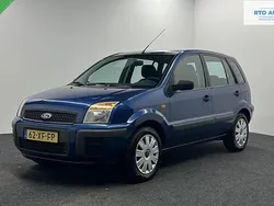 Blauw Gebruikt 2007 Ford Fusion MPV | € 2.250 (Eerlijke prijs)