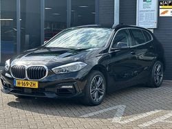 Zwart Gebruikt 2020 BMW 118 Executive Hatchback | € 17.499 (Goede deal)