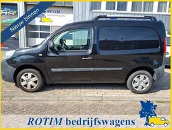 Zwart Gebruikt 2017 Renault Kangoo MPV | € 6.950 (Eerlijke prijs)