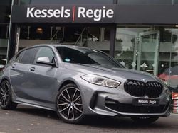 Grijs Gebruikt 2023 BMW 120 M Sport Hatchback | € 33.950 (Eerlijke prijs)