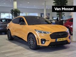 Oranje Gebruikt 2024 Ford Mustang Mach-E GT SUV | € 47.845 (Eerlijke prijs)
