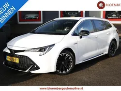 Wit Gebruikt 2022 Toyota Corolla Sport Stationwagen | € 31.499 (Iets duurder)