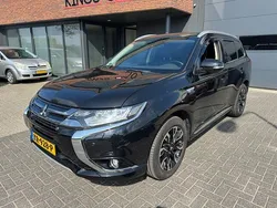 Zwart Gebruikt 2016 Mitsubishi Outlander SUV | € 11.995 (Goede deal)