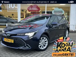 Blauw Gebruikt 2023 Toyota Corolla Hybrid Active Stationwagen | € 30.950