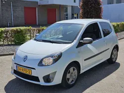 Wit Gebruikt 2011 Renault Twingo Collection Hatchback | € 1.750 (Eerlijke prijs)