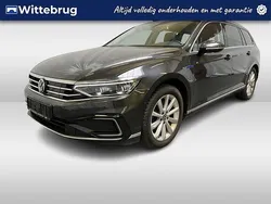 Grijs Gebruikt 2022 VW Passat Business Stationwagen | € 30.950 (Iets duurder)
