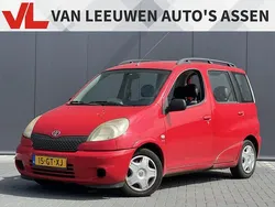 Rood Gebruikt 2001 Toyota Yaris Verso Luna MPV | € 1.448 (Goede deal)