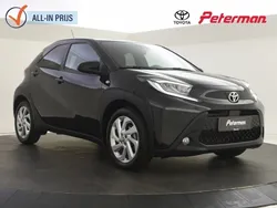 Zwart Gebruikt 2024 Toyota Aygo Edition Hatchback | € 18.899 (Eerlijke prijs)