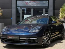 Blauw, metallic lak Gebruikt 2020 Porsche Panamera Sport Turismo Sedan | € 72.950 (Eerlijke prijs)