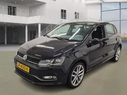 Zwart Gebruikt 2016 VW Polo Highline Hatchback | € 8.995 (Eerlijke prijs)