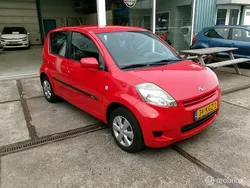 Rood Gebruikt 2009 Daihatsu Sirion Hatchback | € 1.950 (Eerlijke prijs)