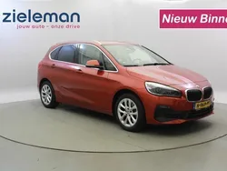 Oranje Gebruikt 2020 BMW 225 Active Tourer Executive MPV | € 18.845 (Eerlijke prijs)