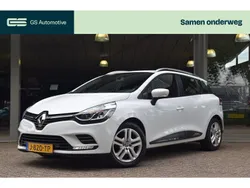 Wit Gebruikt 2021 Renault Clio V Zen Stationwagen | € 13.995 (Iets duurder)