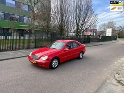 Rood Gebruikt 2003 Mercedes C180 Elegance Sedan | € 1.999 (Eerlijke prijs)