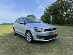 Grijs Gebruikt 2012 VW Polo Hatchback | € 6.500 (Eerlijke prijs)