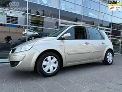 Beige Gebruikt 2008 Renault Scénic II Business MPV | € 1.950 (Eerlijke prijs)