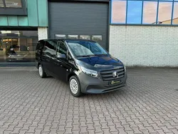Zwart Gebruikt 2024 Mercedes Vito MPV | € 46.000