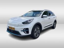 Wit Gebruikt 2022 Kia e-Niro SUV | € 22.750