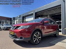 Rood Gebruikt 2015 Nissan Qashqai Tekna SUV | € 10.750 (Goede deal)
