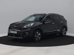 Zwart, metallic lak Gebruikt 2022 Kia Niro SUV | € 20.900 (Goede deal)