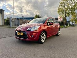 Rood Gebruikt 2010 Citroën C3 Exclusive Hatchback | € 3.995 (Eerlijke prijs)