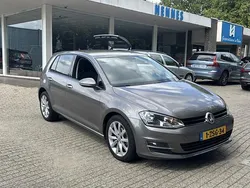 Grijs Gebruikt 2015 VW Golf VII Highline Hatchback | € 12.700 (Eerlijke prijs)