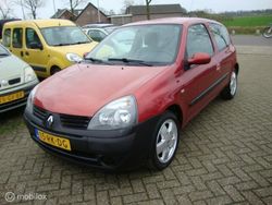 Rood Gebruikt 2005 Renault Clio II Luxe Hatchback | € 1.495 (Eerlijke prijs)