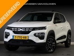 Wit Gebruikt 2023 Dacia Spring Expression Hatchback | € 13.745 (Eerlijke prijs)