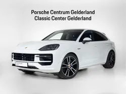 Wit, metallic lak Gebruikt 2024 Porsche Cayenne SUV | € 119.900 (Duur)