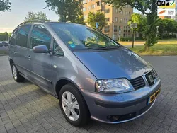 Grijs Gebruikt 2008 Seat Alhambra Style MPV | € 2.750 (Eerlijke prijs)