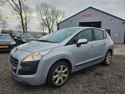 Grijs Gebruikt 2012 Peugeot 3008 Access MPV | € 3.399 (Goede deal)