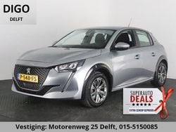 Grijs Gebruikt 2021 Peugeot e-208 Allure Hatchback | € 14.900 (Super prijs)