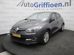 Zwart Gebruikt 2015 Renault Mégane III LIMITED Hatchback | € 4.790 (Goede deal)