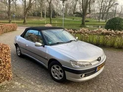 Grijs Gebruikt 2000 Peugeot 306 Cabriolet | € 6.500