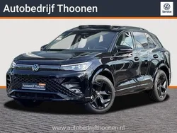 Zwart Gebruikt 2024 VW Tiguan R-line Edition SUV | € 54.900 (Iets duurder)