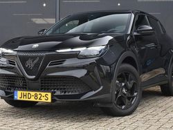 Zwart Gebruikt 2025 Alfa Romeo GT Junior SUV | € 32.745