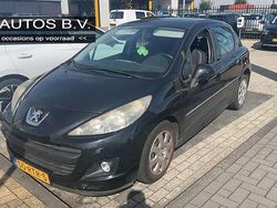 Zwart Gebruikt 2011 Peugeot 207 Hatchback | € 2.450 (Eerlijke prijs)