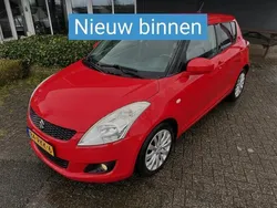 Rood Gebruikt 2011 Suzuki Swift Exclusive Hatchback | € 8.250 (Eerlijke prijs)
