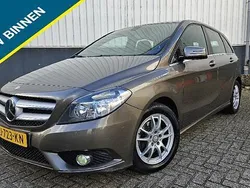 Bruin Gebruikt 2012 Mercedes B180 MPV | € 6.999 (Goede deal)