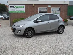 Grijs Gebruikt 2012 Mazda 2 Hatchback | € 5.555 (Eerlijke prijs)