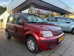 Rood Gebruikt 2005 Fiat Panda Dynamic Hatchback | € 1.499 (Eerlijke prijs)