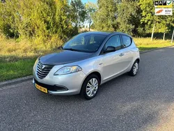 Grijs Gebruikt 2013 Lancia Ypsilon Gold Hatchback | € 5.650 (Goede deal)